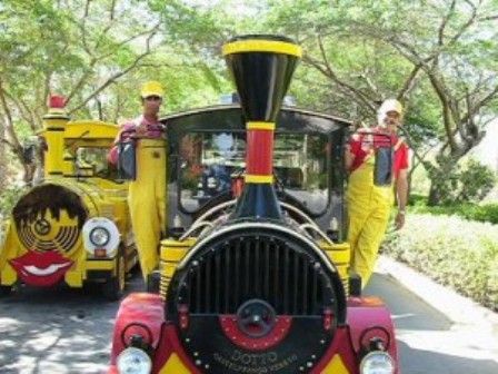 باغ پرندگان کیش باغ پرندگان کیش